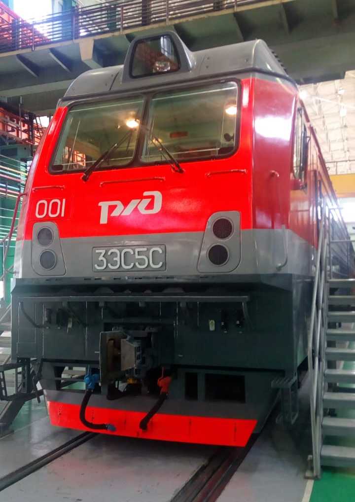 Первый локомотив 3ЭС5С с системой ИСАВП-РТ